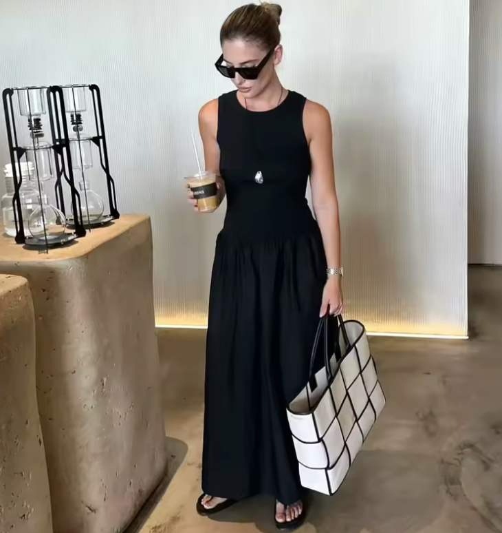 Robe longue sans manches